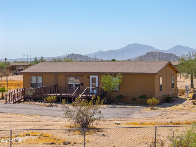 Building Photo - 1951 N Blade Dr