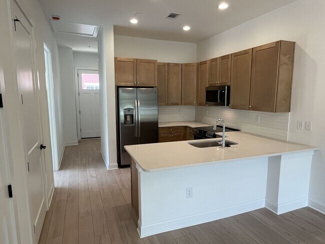 Building Photo - Brand New Corner Unit 2 Bed Condo in Corne...