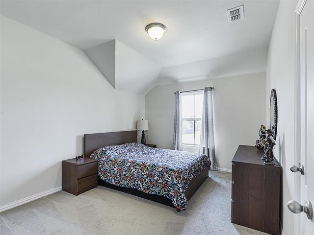Building Photo - 2613 Sunstar Dr