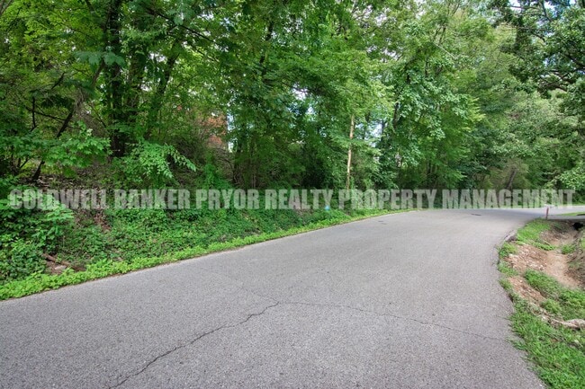 Building Photo - 5824 Moody Sawyer Rd