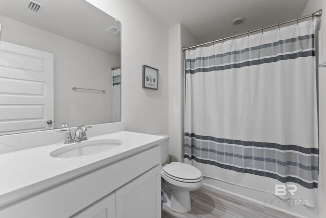 Building Photo - 15807 Laurelbrooke Lp