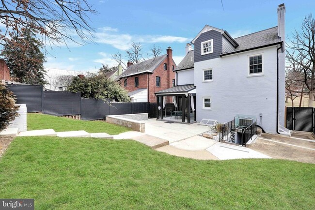 Building Photo - 4822 Blagden Ave NW