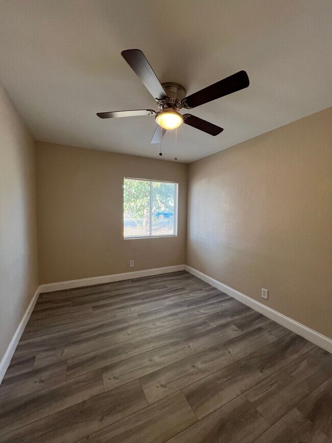 Building Photo - This cute home won't last long with a new ...