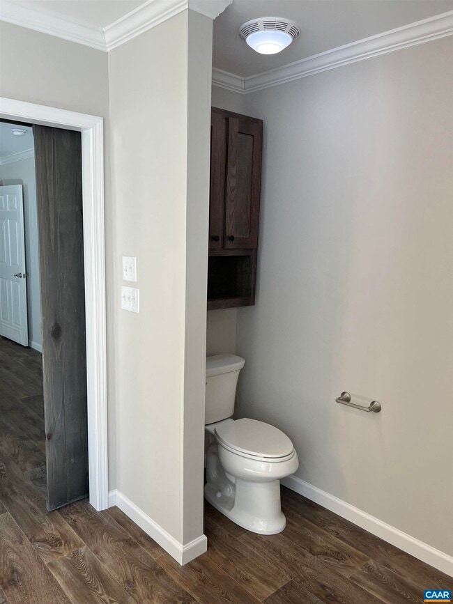 Building Photo - 3123 Scottsville Rd