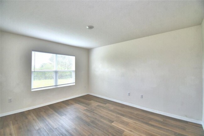 Building Photo - 5628 Siltstone St