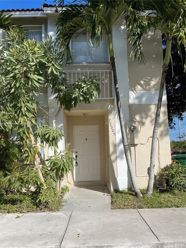 Primary Photo - 13905 SW 177th Terrace