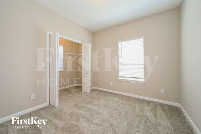 Building Photo - 75384 Fox Cross Ave