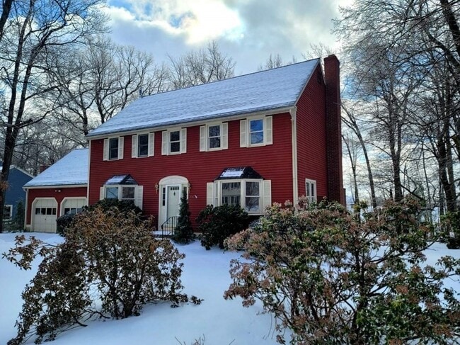 Building Photo - 23 Tattan Farm Rd