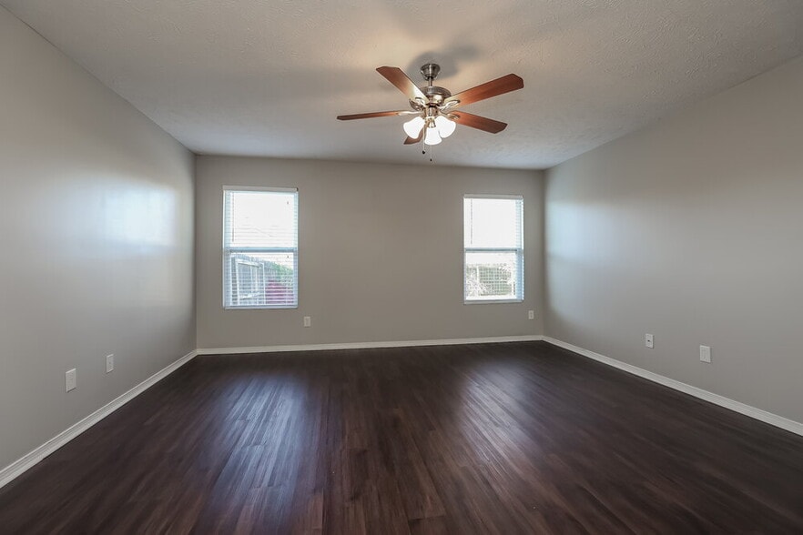 Building Photo - 5064 Smith Springs Pkwy
