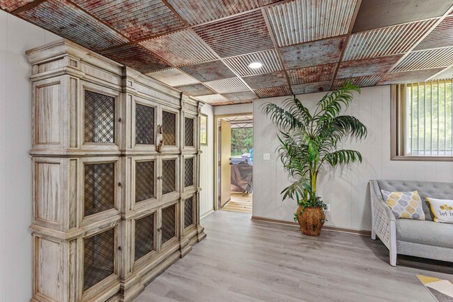 Building Photo - 137 Odith Rd