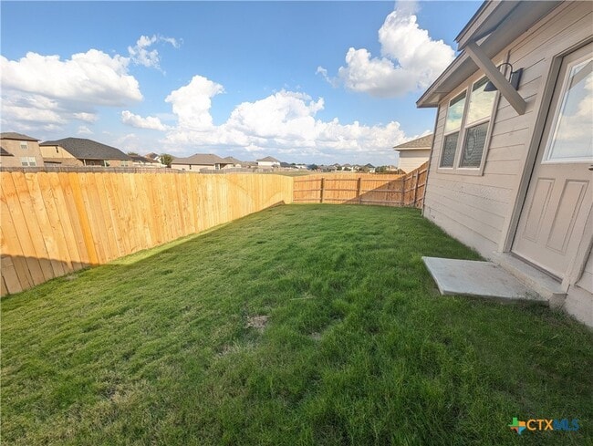 Building Photo - 1138 Stone Vly Rd