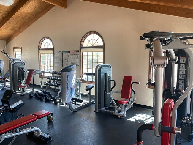 Building Photo - Beautiful 4-Bed, 2.5-Bath Home in Moreno Valley Ranch