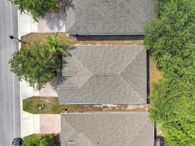 Building Photo - 3695 Corsica Ln