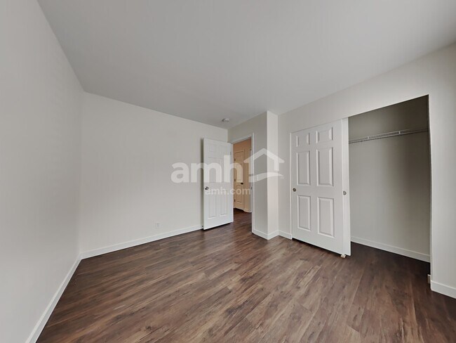 Building Photo - 17924 97th Ln E