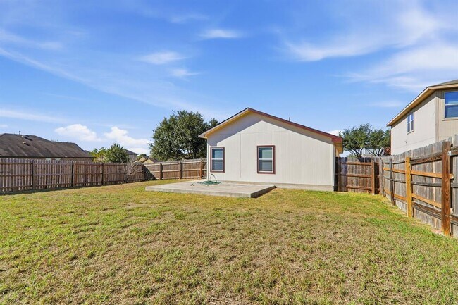 Building Photo - 177 Pebble Creek Ln