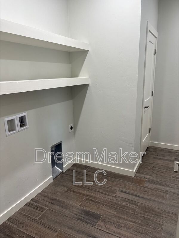 Building Photo - 1026 Riva Pkwy