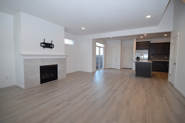 Building Photo - 1400 S 29th Blvd