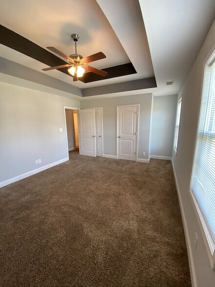 Building Photo - 548 Magnolia Dr