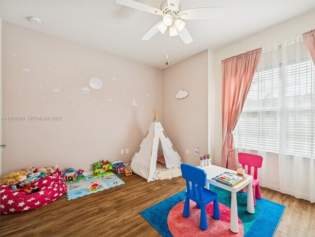 Building Photo - 4325 Large Leaf Ln