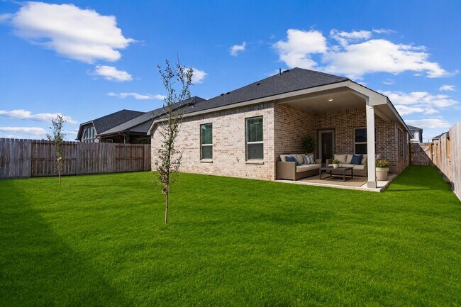 Building Photo - 31427 Vineyard Creek Dr