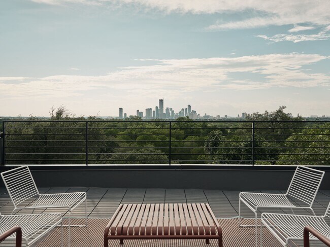 Building Photo - 412 Kemp St