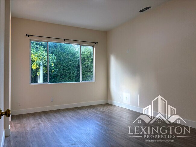 Building Photo - Beautifully Updated, 3BD+office/2BA, Single-Story Home in Rocklin – Off Stanford Ranch Rd., Near ...