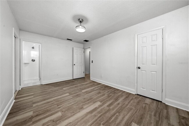 Building Photo - 618 Jupiter Way