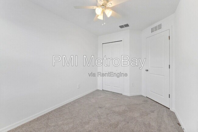 Building Photo - 5137 Benjamin Eric St