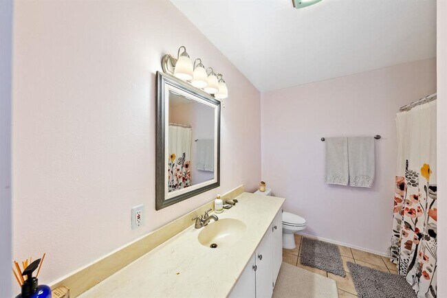 Building Photo - 3615 Jorge Dr