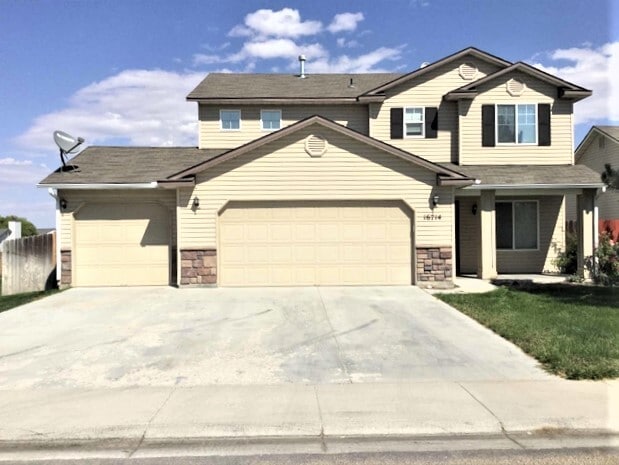 Building Photo - 16714 Bayou Way