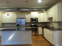 Building Photo - 14 Jackson St