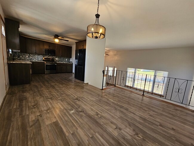 Building Photo - 7518 Taney Pl