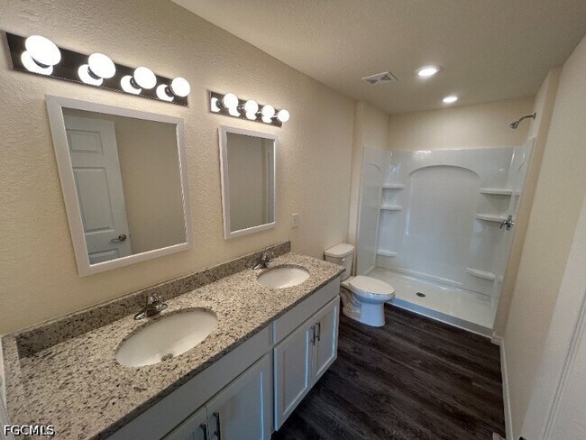 Building Photo - 9004 Lamkin Ct