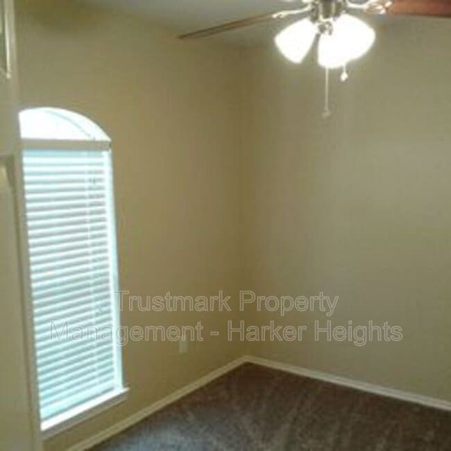 Building Photo - 5304 Vail Dr