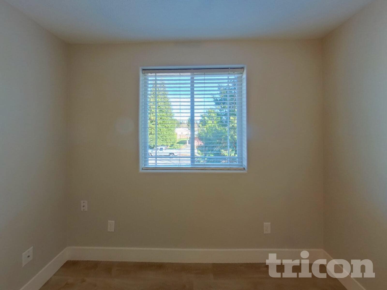 Building Photo - 7924 NE 20th St