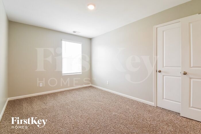 Building Photo - 333 San Vito Wy