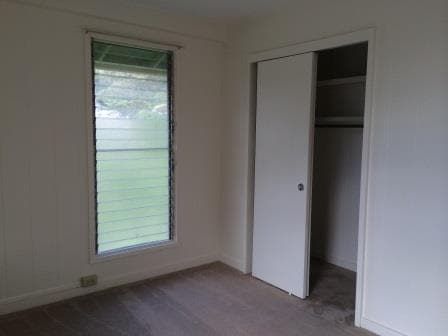 Building Photo - Nuuanu Home - 5 bedrooms, 2 baths House w/carport - Avail 1/5/2026