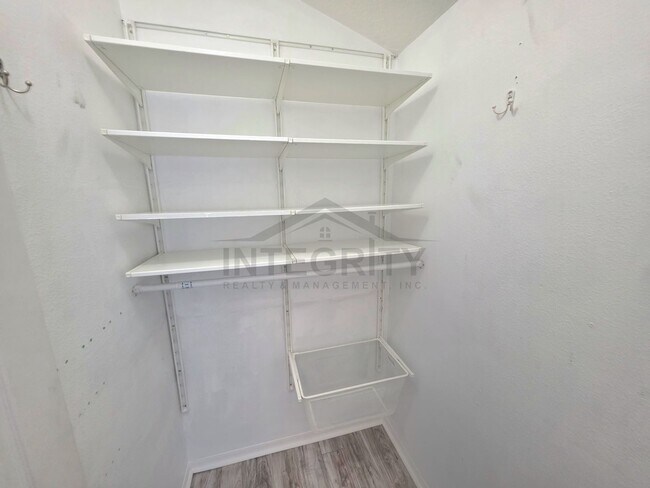 Building Photo - 6135 Wesley Brook Dr