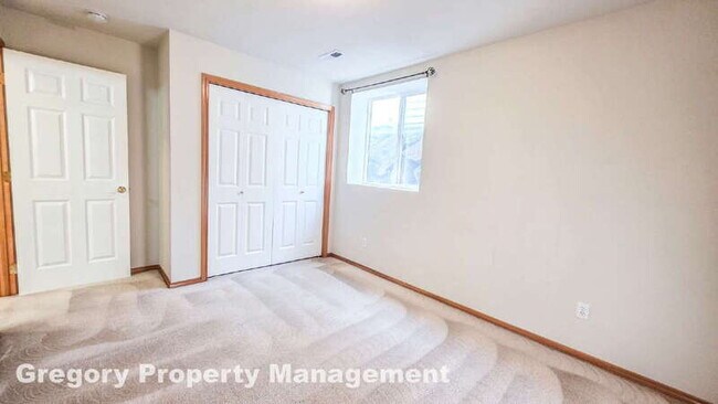 Building Photo - 821 180th St SW