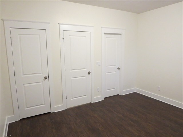 Building Photo - 1080 Adams Haven Bend