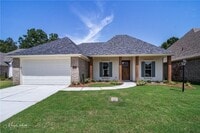 Building Photo - Gorgeous Updated 3 Bedroom Home - Only 5 years Old!