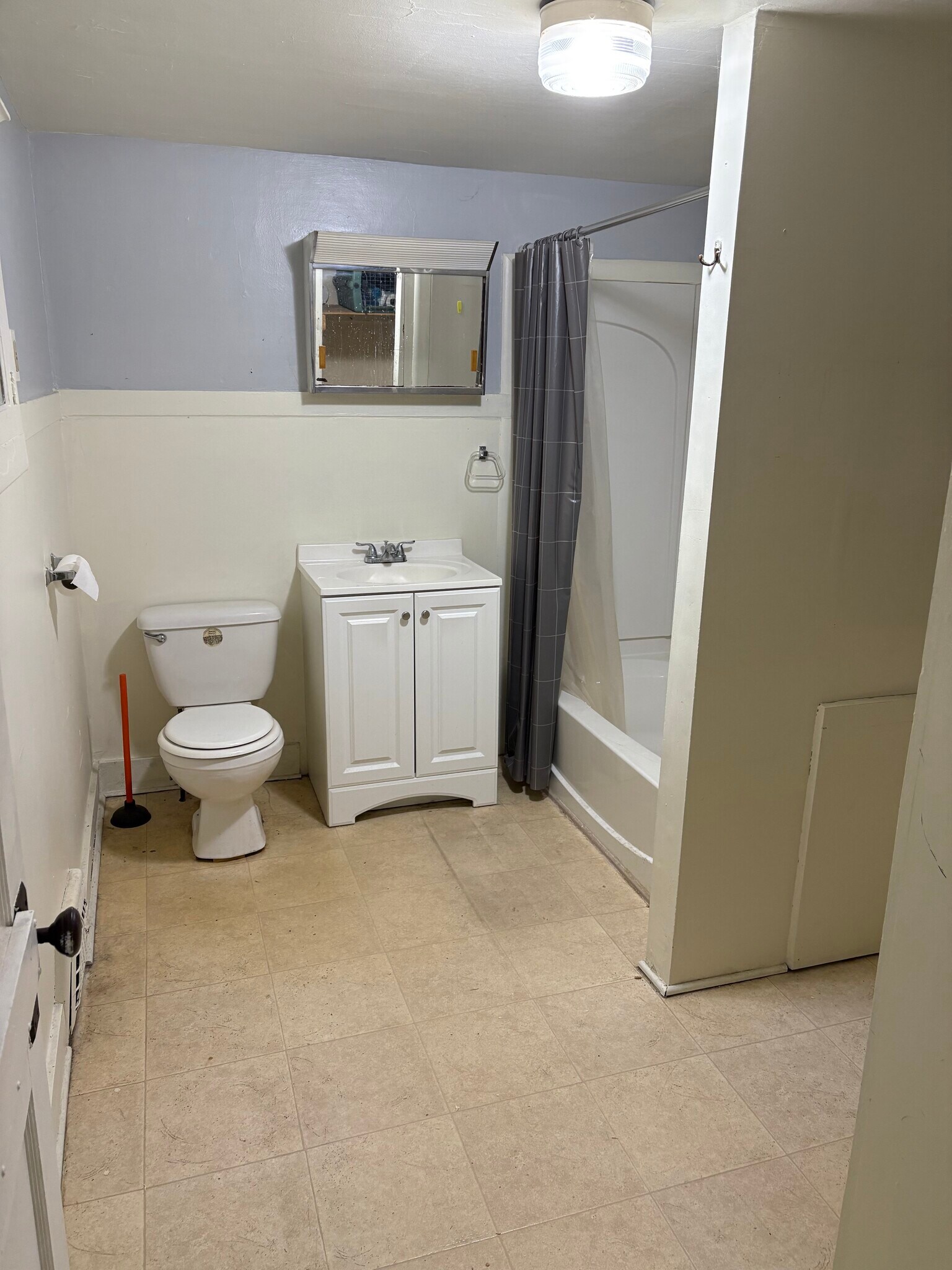 Building Photo - 151 Garden St