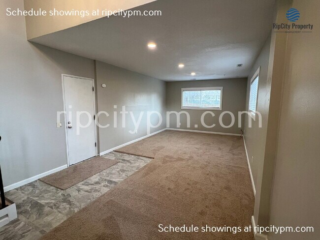 Building Photo - 12250 SW Indian Hill Ln