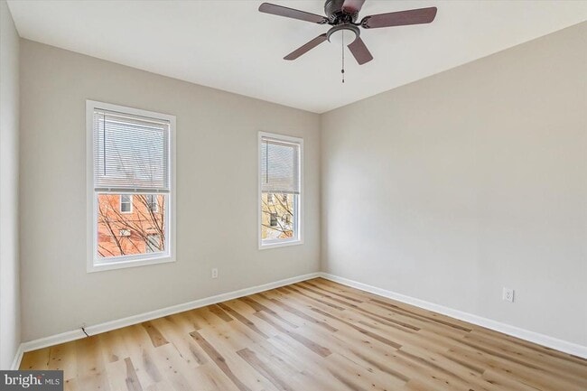 Building Photo - 705 N Milton Ave