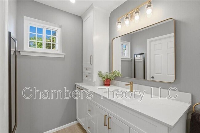Building Photo - 1412 Kingsvale Cir