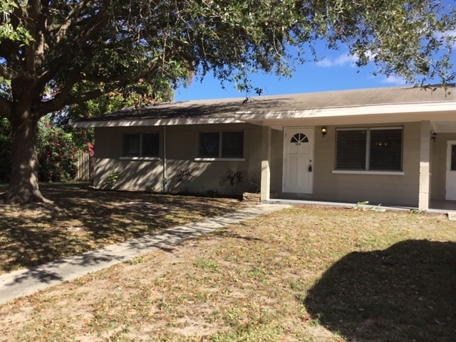 Building Photo - 1614 Sparrow Dr