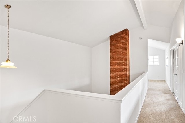 Building Photo - 12 Fairway Dr