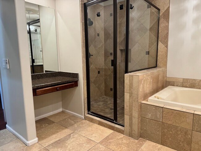 Building Photo - Resort-Style Phoenix Home with Pool, Outdo...