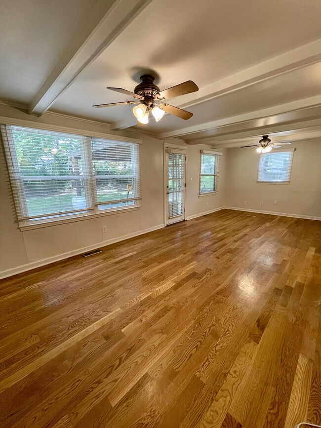 Building Photo - 7147 Cherokee Dr