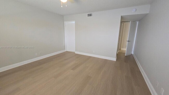 Building Photo - 1540 Windorah Way